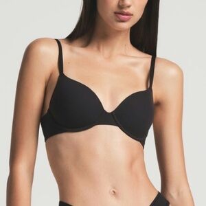 Skims Fits Everybody Bra - ONYX